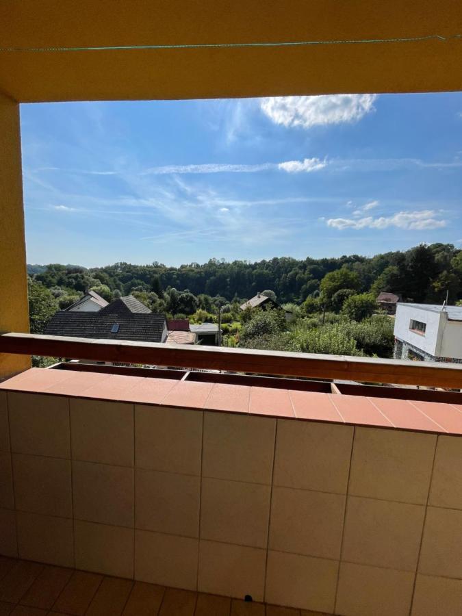 Maxovo Kralovstvi Apartment Rovensko pod Troskami Ngoại thất bức ảnh